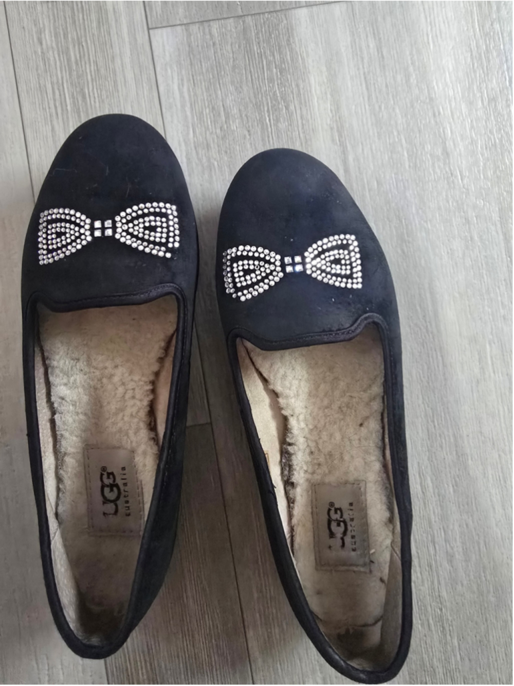 Women's UGG Alloway Black Suede Rhinestone Bow Slippers Size 6